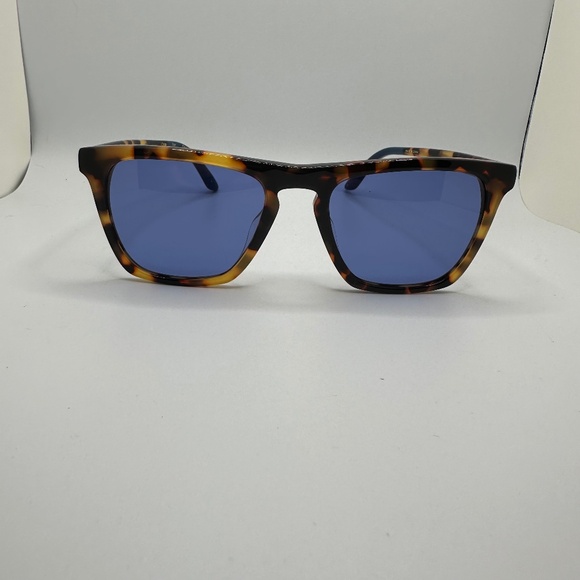 Toms Other - NWOT TOMS Sunglasses - Dawson in Gloss Tortoise with Blue Tinted Lens